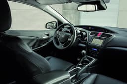 New Honda Civic Tourer photo gallery